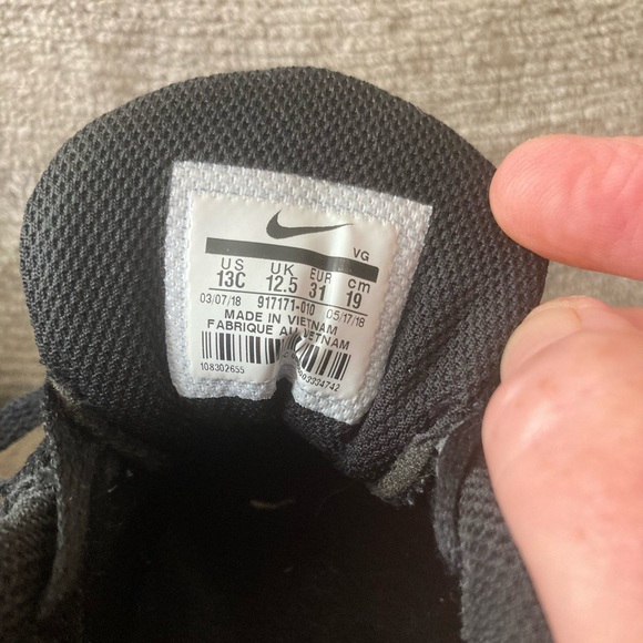 Nike Vapor Cleats (Youth) - Picture 5 of 5